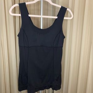 Lululemon Run: Chase Me Tank Black size 6